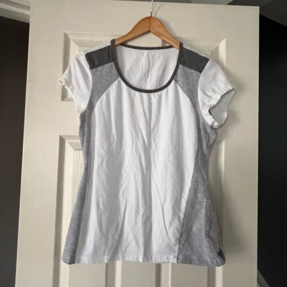 NYLA Women’s XL Colorblock Short Sleeve Top White Gray Scoop Neck Casual Tee